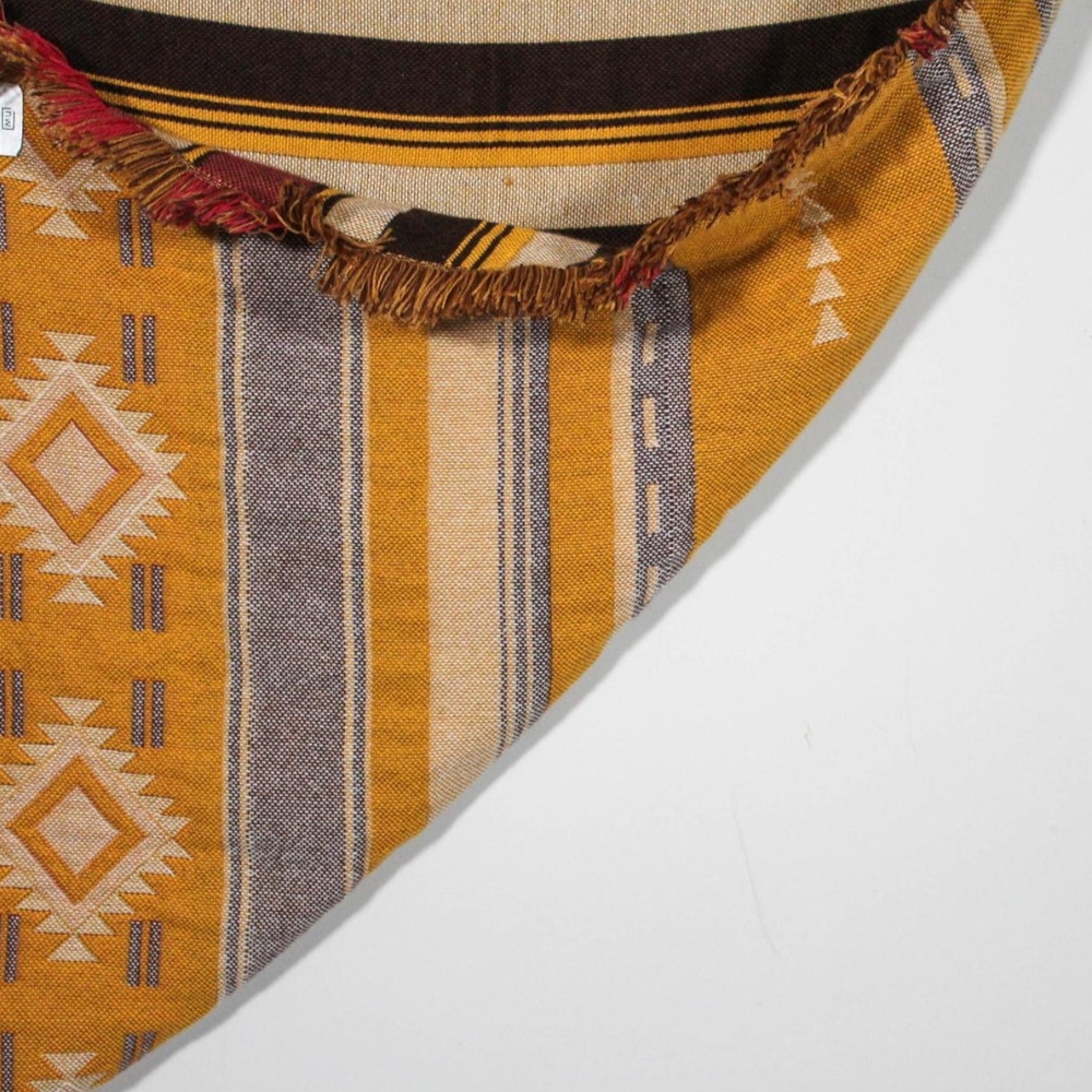 Yellowstone Dutton Ranch Tan and Red Throw Blanket - Picture 7 of 9